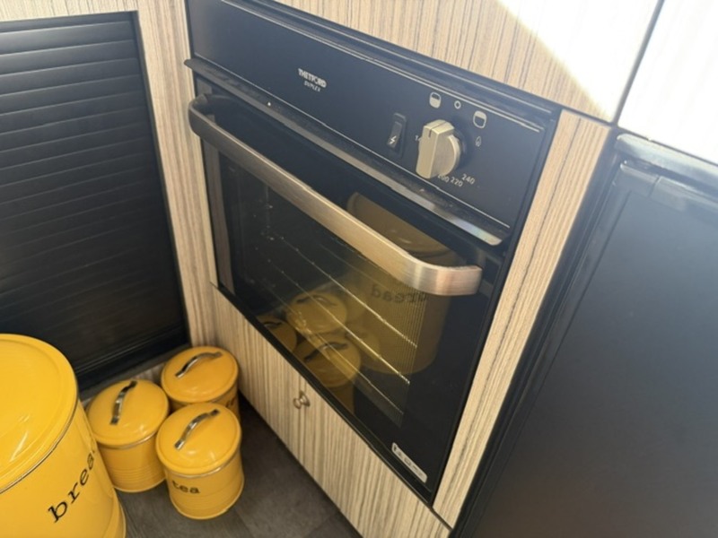Volkswagen Crafter TDI CR35 Camper - U900