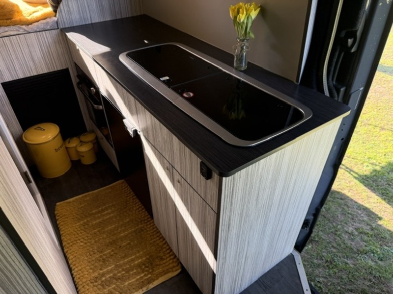 Volkswagen Crafter TDI CR35 Camper - U900