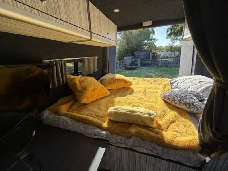 Volkswagen Crafter TDI CR35 Camper - U900