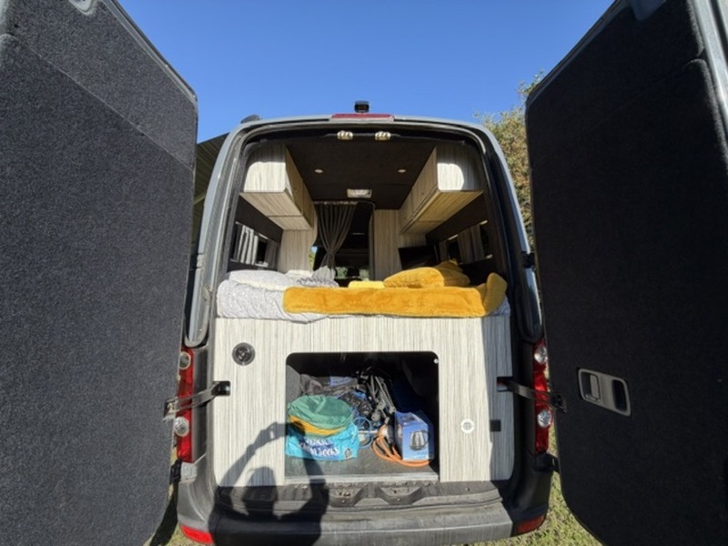 Volkswagen Crafter TDI CR35 Camper - U900