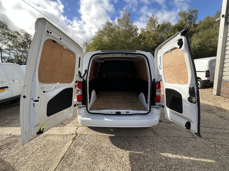 Vauxhall Combo Turbo D 2300 Pro - U903