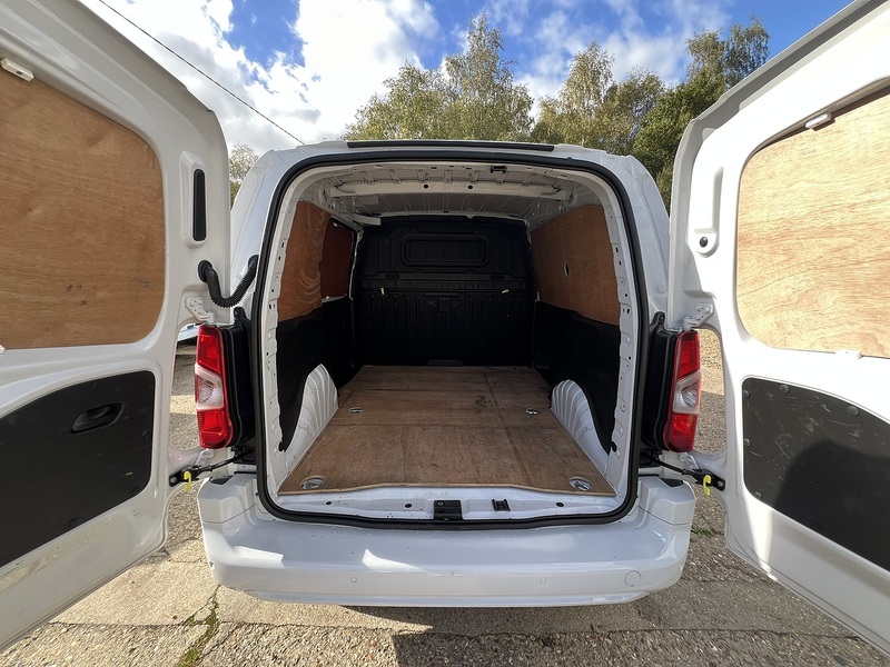 Vauxhall Combo Turbo D 2300 Pro - U903