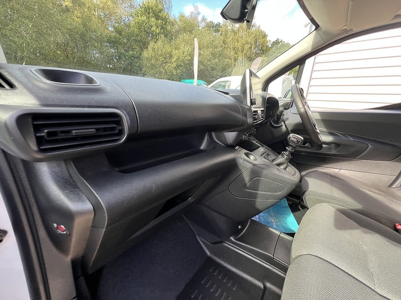 Vauxhall Combo Turbo D 2300 Pro - U903