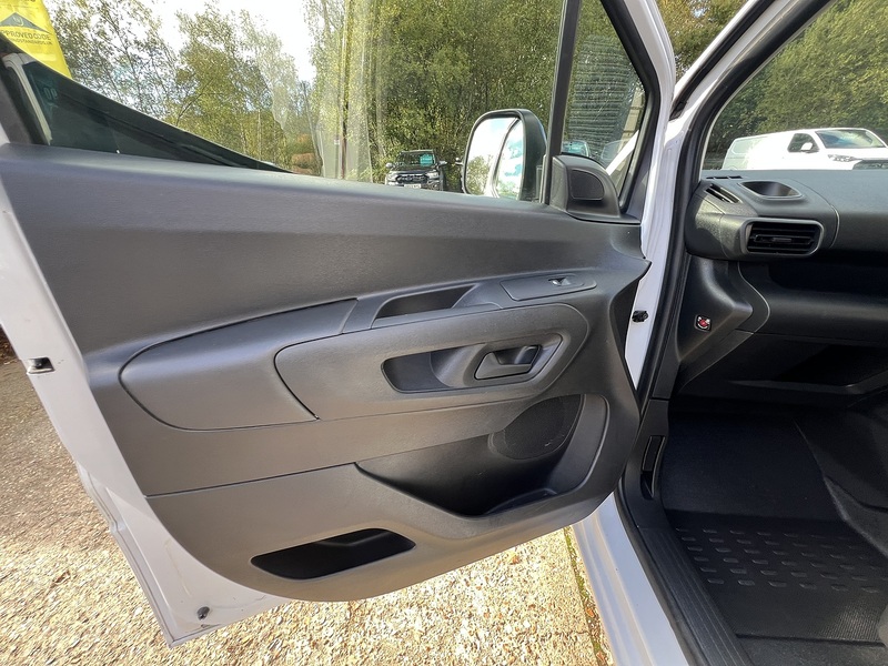 Vauxhall Combo Turbo D 2300 Pro - U903