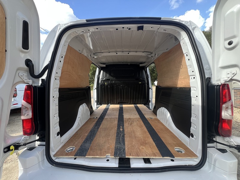 Vauxhall Combo Turbo D 2300 Pro - U904
