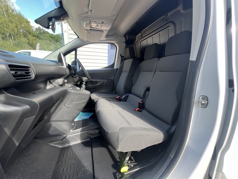Vauxhall Combo Turbo D 2300 Pro - U904