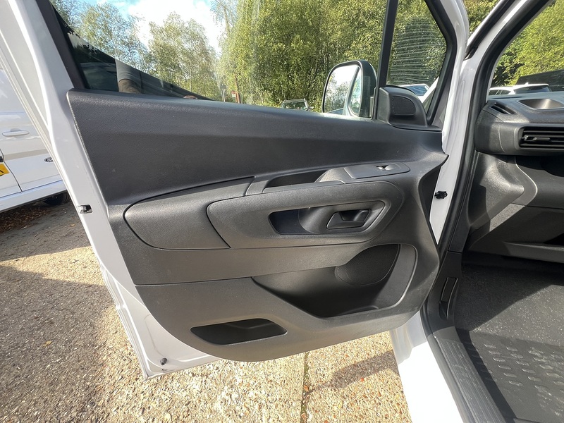 Vauxhall Combo Turbo D 2300 Pro - U904