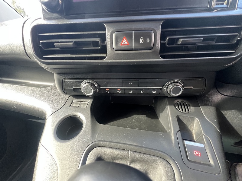 Vauxhall Combo Turbo D 2300 Pro - U904