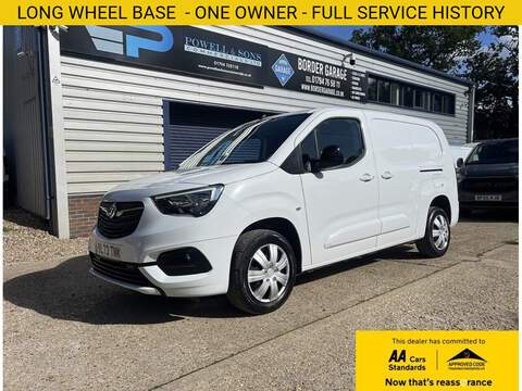Vauxhall Combo 1.5 Turbo D 2900 Pro Panel Van 6dr Diesel Manual L2 H1 Euro 6 (s/s) (100 ps)