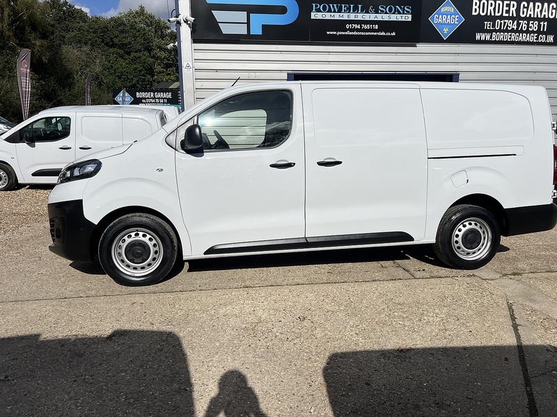 Vauxhall Vivaro Turbo D 2900 Dynamic - U905