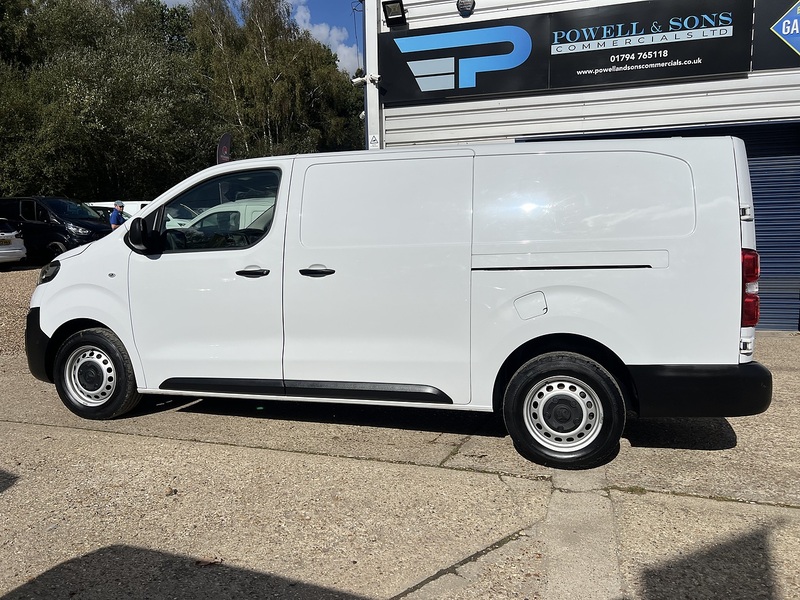 Vauxhall Vivaro Turbo D 2900 Dynamic - U905