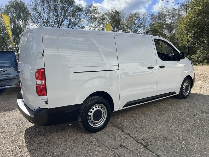 Vauxhall Vivaro Turbo D 2900 Dynamic - U905