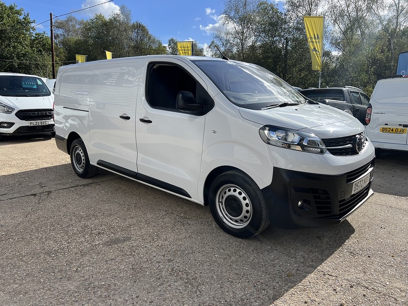 Vauxhall Vivaro Turbo D 2900 Dynamic - U905