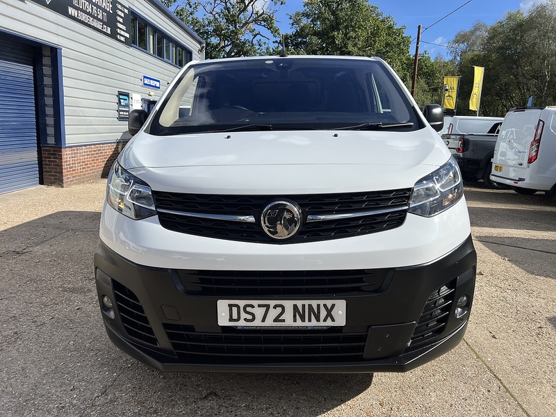Vauxhall Vivaro Turbo D 2900 Dynamic - U905