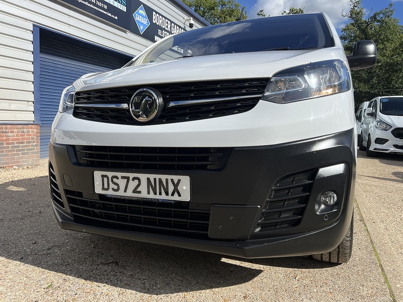 Vauxhall Vivaro Turbo D 2900 Dynamic - U905
