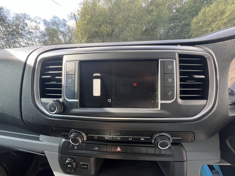 Vauxhall Vivaro Turbo D 2900 Dynamic - U905
