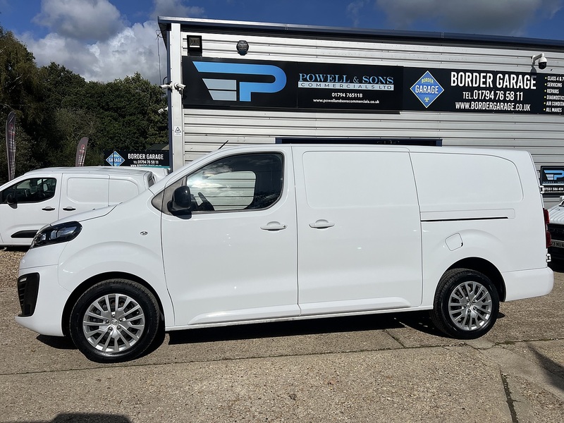 Vauxhall Vivaro Turbo D 2900 Pro - U906