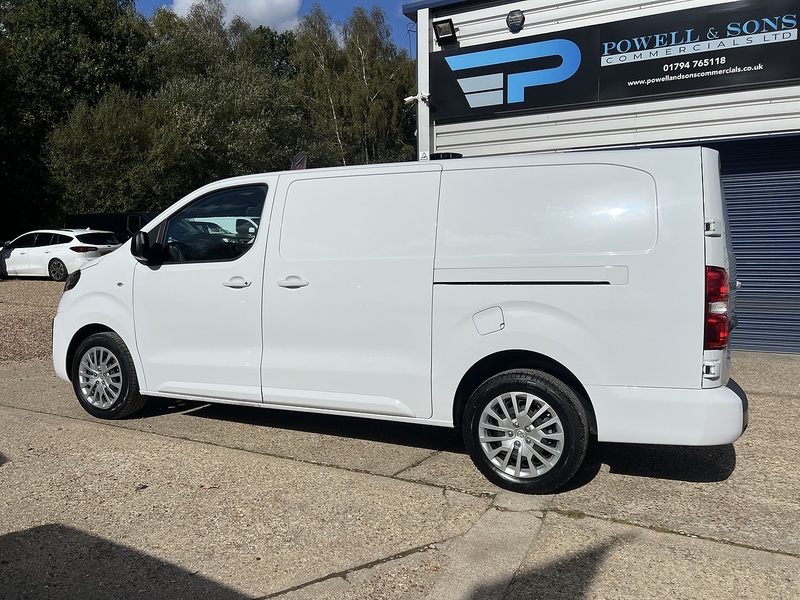 Vauxhall Vivaro Turbo D 2900 Pro - U906