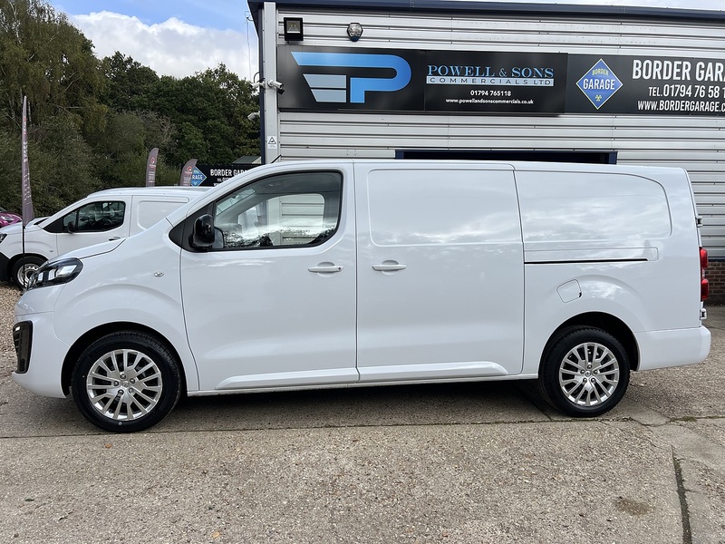 Vauxhall Vivaro Turbo D 2900 Pro - U907