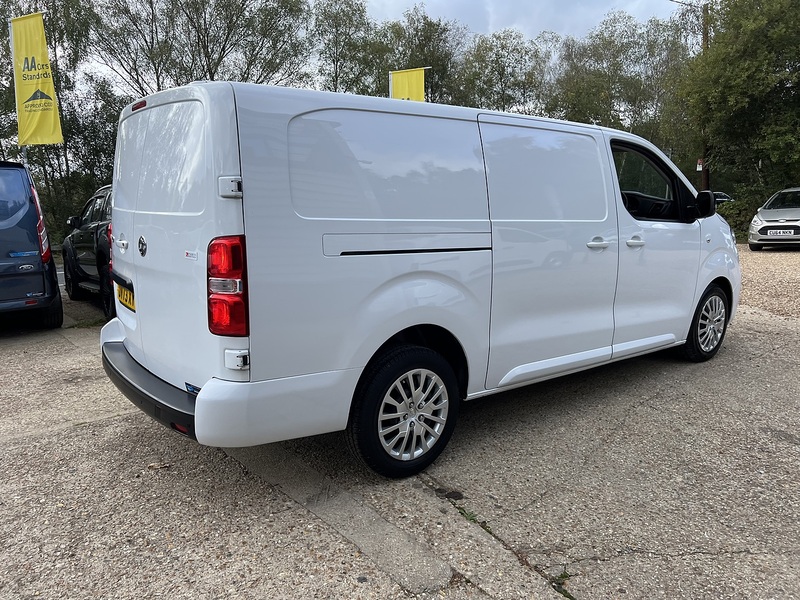 Vauxhall Vivaro Turbo D 2900 Pro - U907