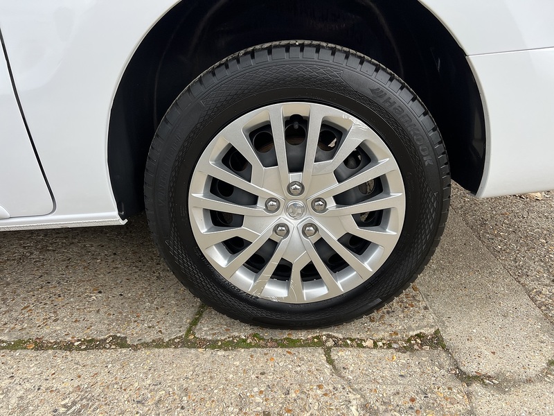 Vauxhall Vivaro Turbo D 2900 Pro - U907