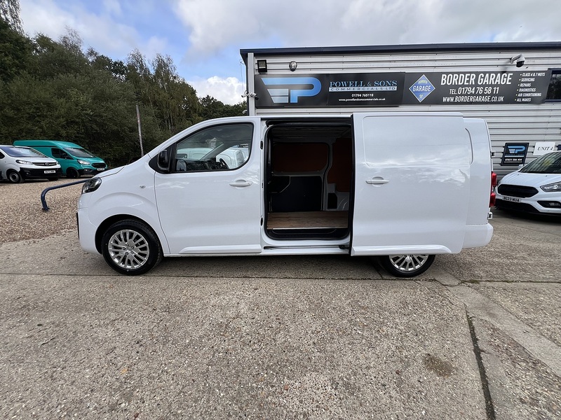 Vauxhall Vivaro Turbo D 2900 Pro - U907