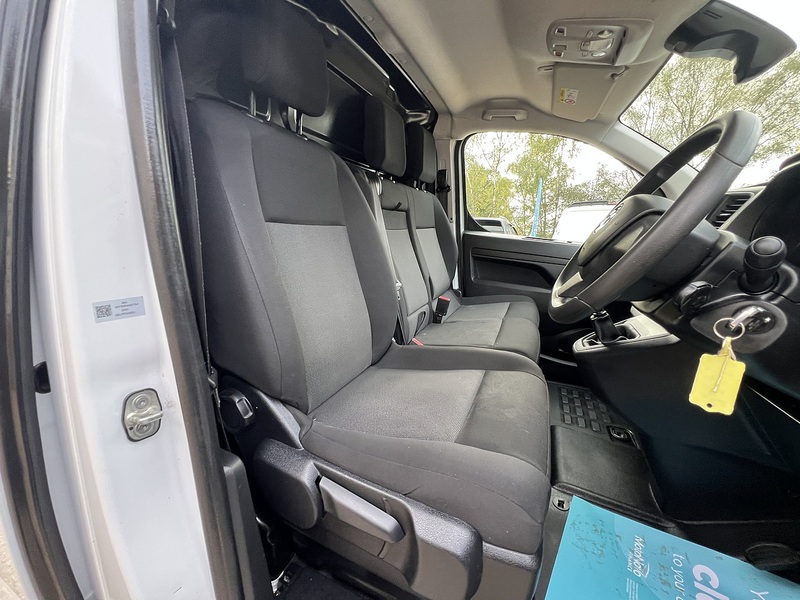 Vauxhall Vivaro Turbo D 2900 Pro - U907