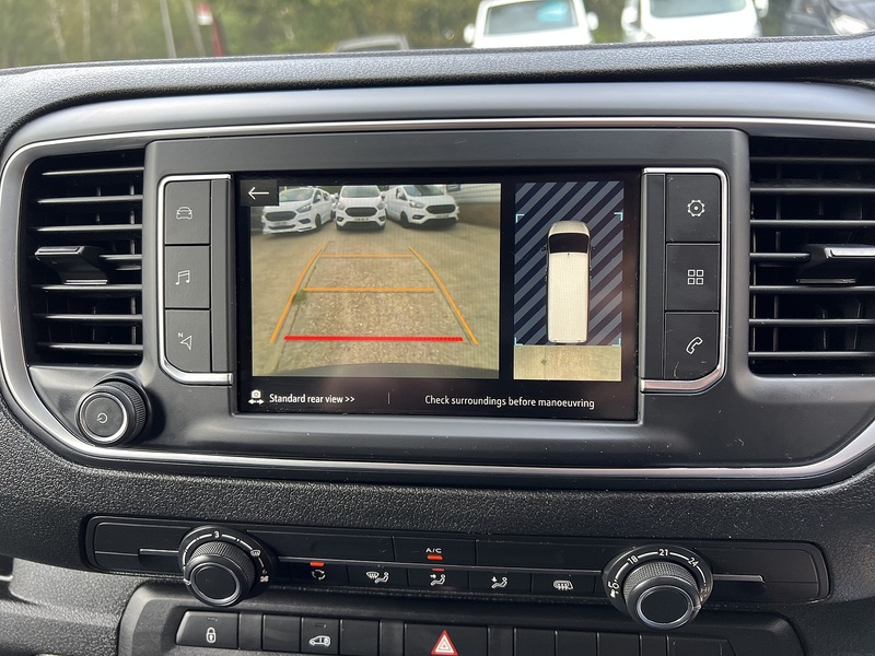 Vauxhall Vivaro Turbo D 2900 Pro - U907