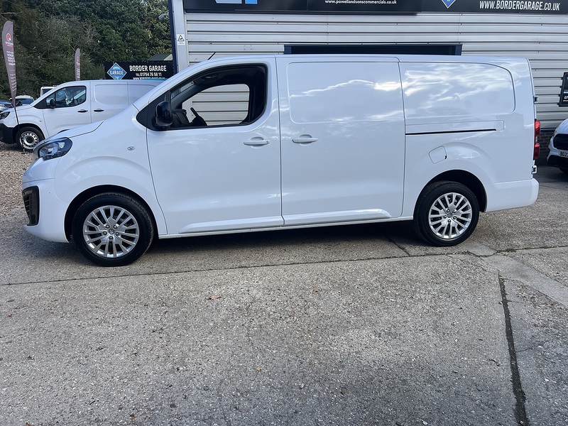 Peugeot Expert BlueHDi 1000 Asphalt Premium + - U908