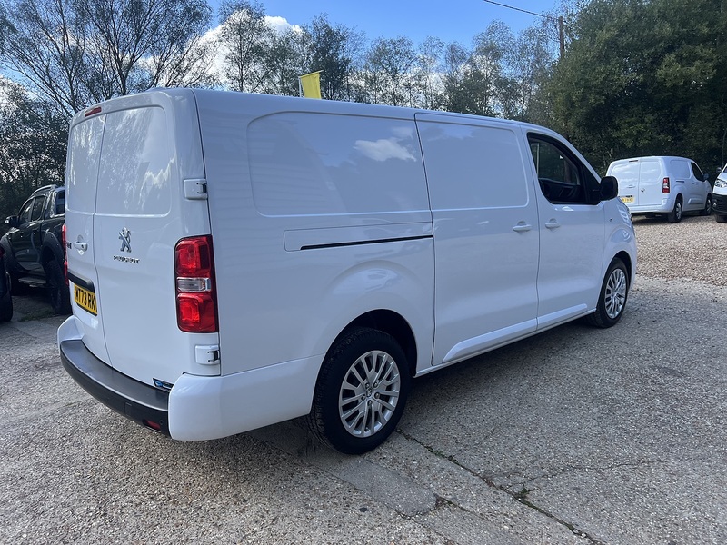 Peugeot Expert BlueHDi 1000 Asphalt Premium + - U908