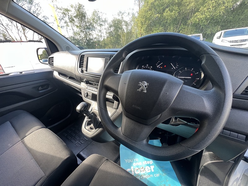 Peugeot Expert BlueHDi 1000 Asphalt Premium + - U908