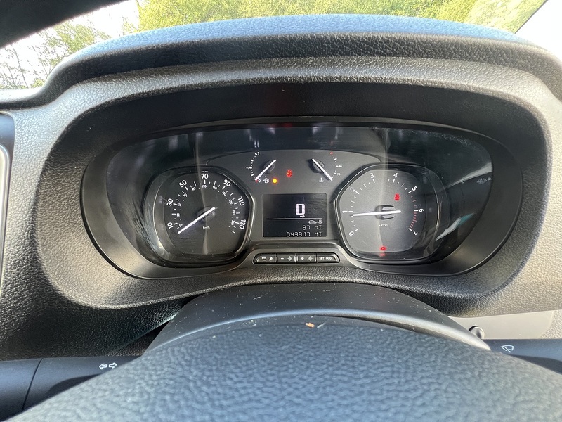 Peugeot Expert BlueHDi 1000 Asphalt Premium + - U908