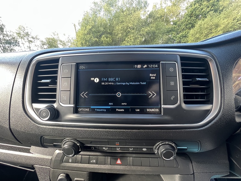 Peugeot Expert BlueHDi 1000 Asphalt Premium + - U908