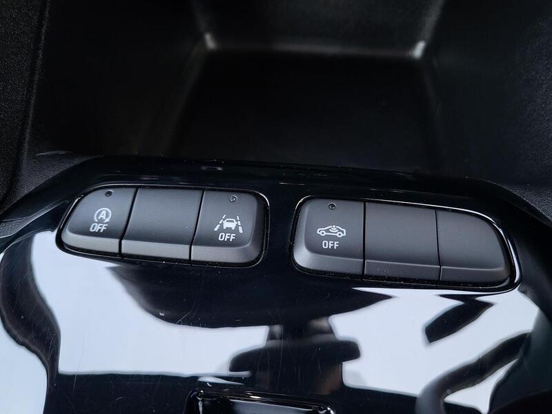 Vauxhall Corsa Turbo GS - U1007