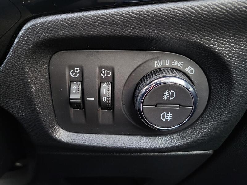 Vauxhall Corsa Turbo GS - U1007