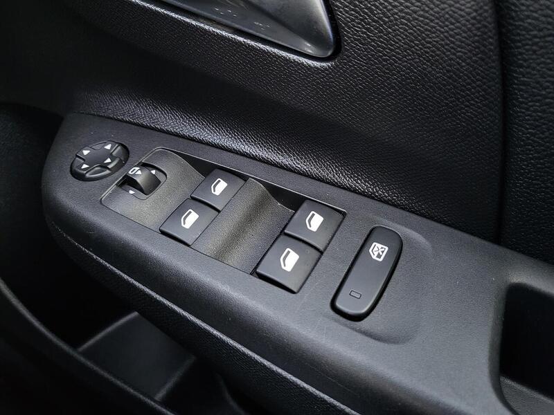 Vauxhall Corsa Turbo GS - U1007