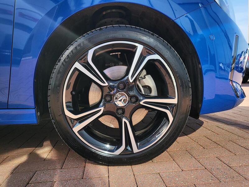 Vauxhall Corsa Turbo GS - U1007