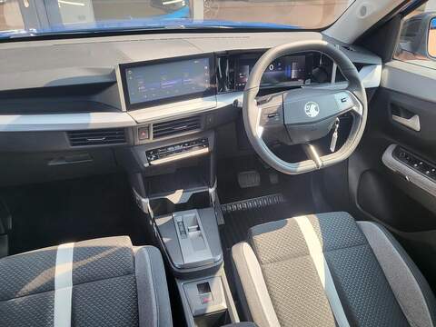 Vauxhall Frontera 1.2 Hybrid 136ps GS SUV 5dr Petrol Hybrid e-DCT Euro 6 (s/s) (136 ps) - U1008