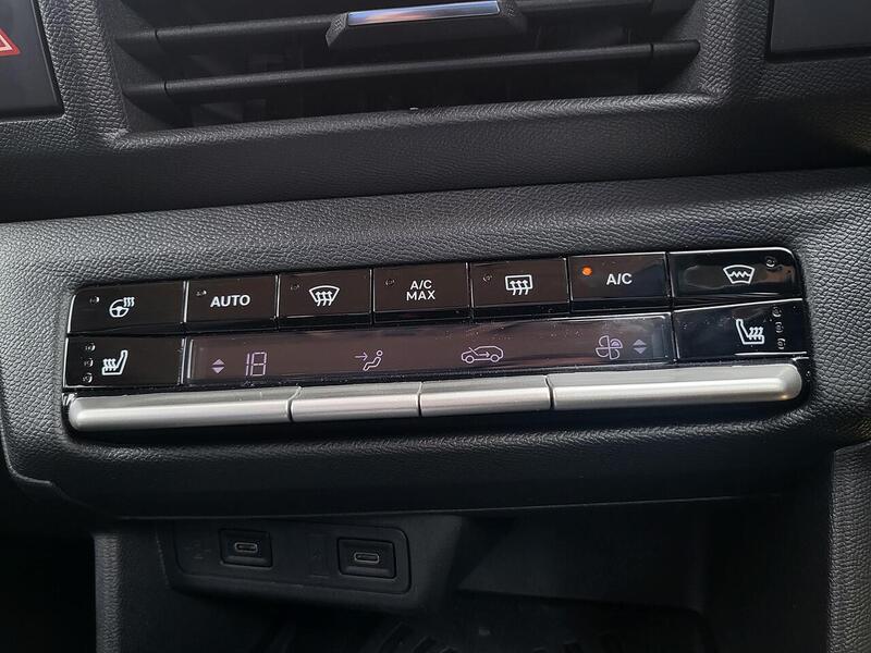 Vauxhall Frontera 1.2 Hybrid 136ps GS SUV 5dr Petrol Hybrid e-DCT Euro 6 (s/s) (136 ps) - U1008