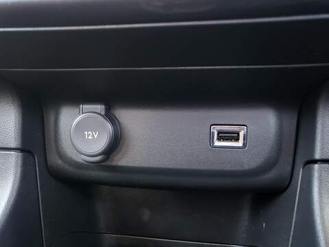 Citroen C3 PureTech PLUS - U1013