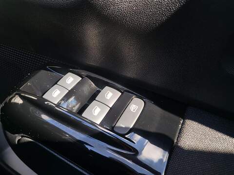 Citroen C3 PureTech PLUS - U1013