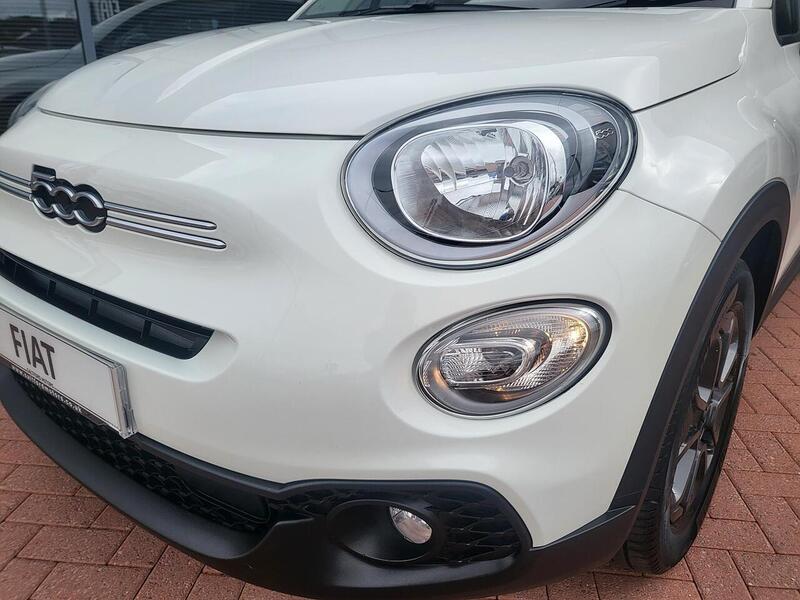 Fiat 500X FireFly Turbo Club - U1014