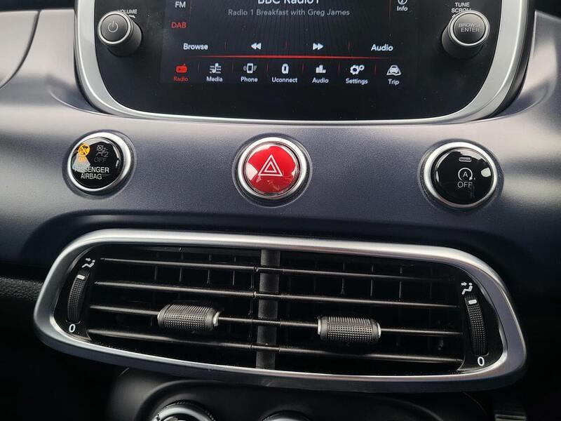 Fiat 500X FireFly Turbo Club - U1014