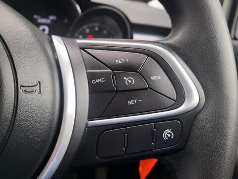 Fiat 500X FireFly Turbo Club - U1014