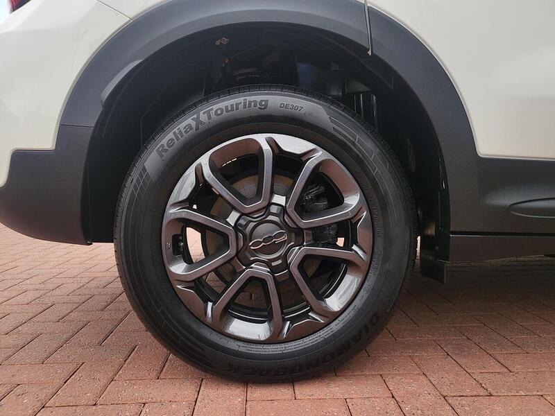 Fiat 500X FireFly Turbo Club - U1014