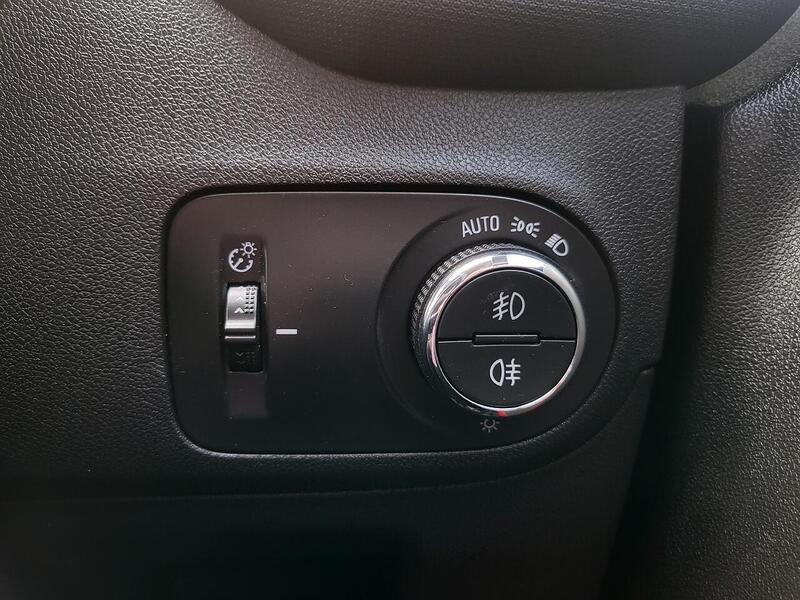 Vauxhall Crossland Turbo GS - U1015