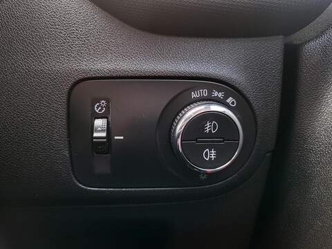 Vauxhall Crossland Turbo GS - U1015