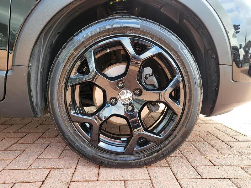 Vauxhall Crossland Turbo GS - U1015