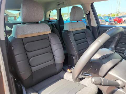 Citroen C3 Aircross PureTech Shine Plus - U1016