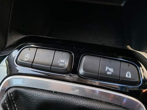 Vauxhall Corsa Turbo SE Premium - U1018